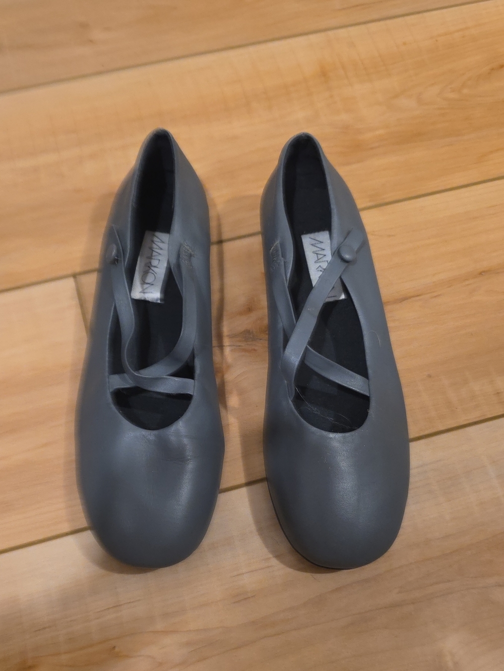 Leather Cross-Strap Ballet Flats